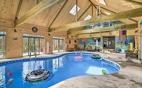 Raccoon River Retreat Indoor Pool And Outdoor Fun!